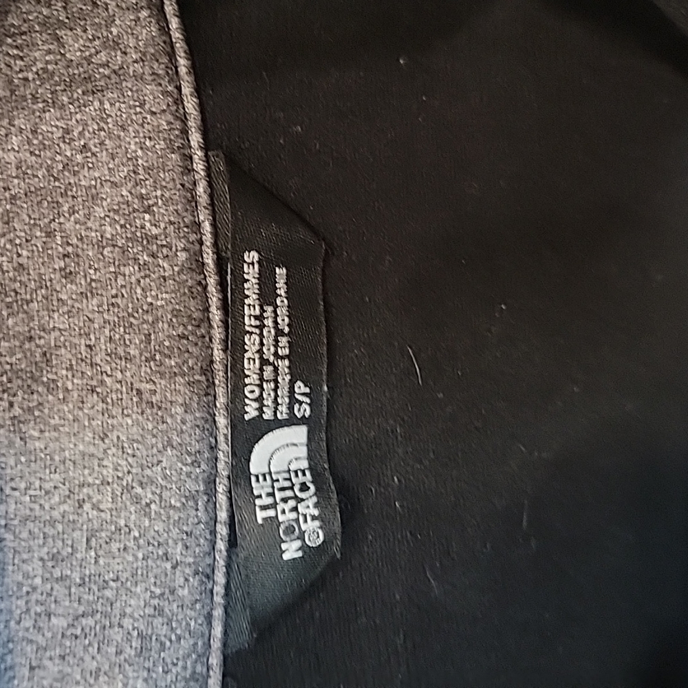 đ
șNORTH Face - Picture 3 of 3